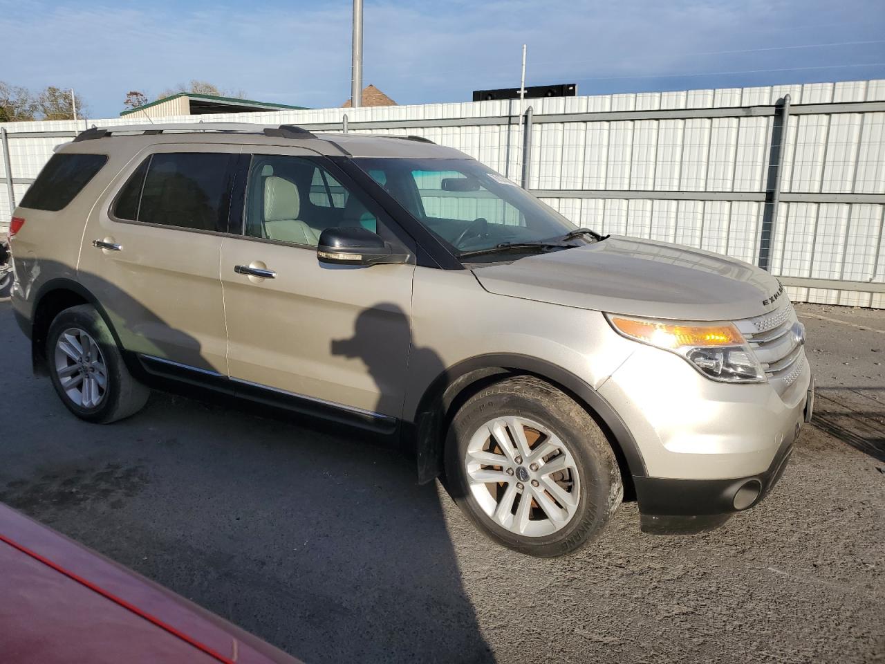 2011 Ford Explorer VIN 1FMHK8D85BGA90084 Copart auction photo, mechanical / minor dent/scratches damage thumbnail 4