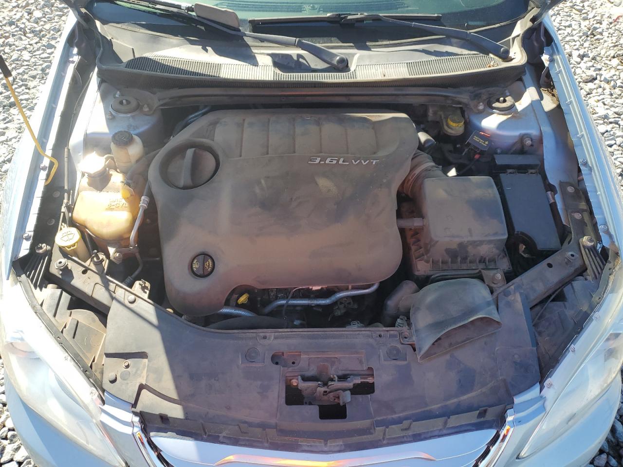 2013 Chrysler 200 VIN 1C3CCBCG2DN508184 Copart auction photo, front end / rear end damage thumbnail 12