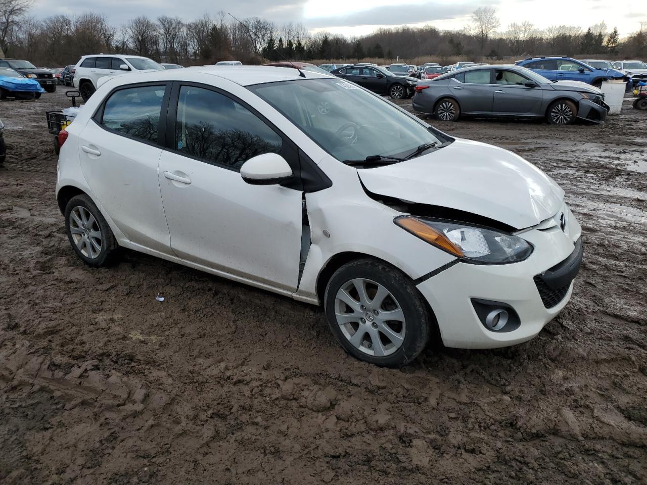 2011 Mazda 2 VIN JM1DE1HZ0B0112490 Copart auction photo, front end / side damage thumbnail 4