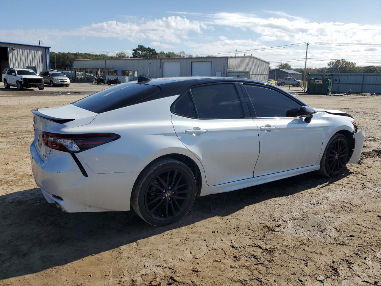 2023 Toyota Camry VIN 4T1K61AK8PU083267 Copart auction photo, front end / minor dent/scratches damage thumbnail 3