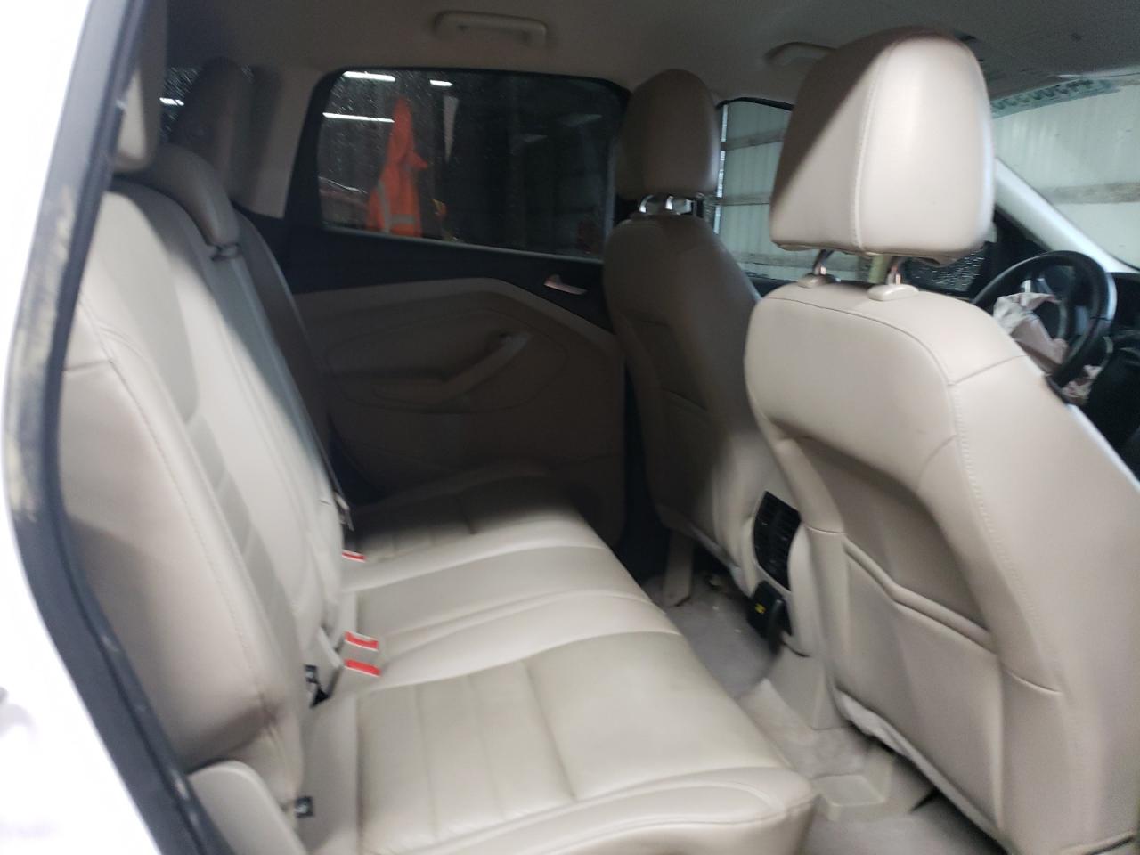 2016 Ford Escape VIN 1FMCU0J96GUC25696 Copart auction photo, front end / minor dent/scratches damage thumbnail 12