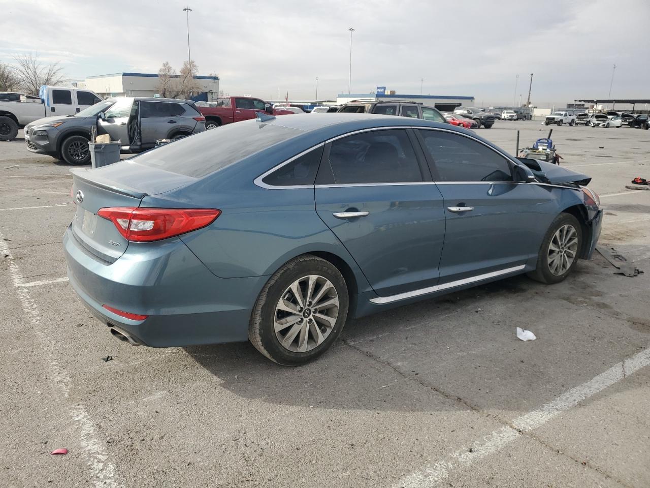 2015 Hyundai Sonata VIN 5NPE34AF8FH074107 Copart auction photo, front end damage thumbnail 3