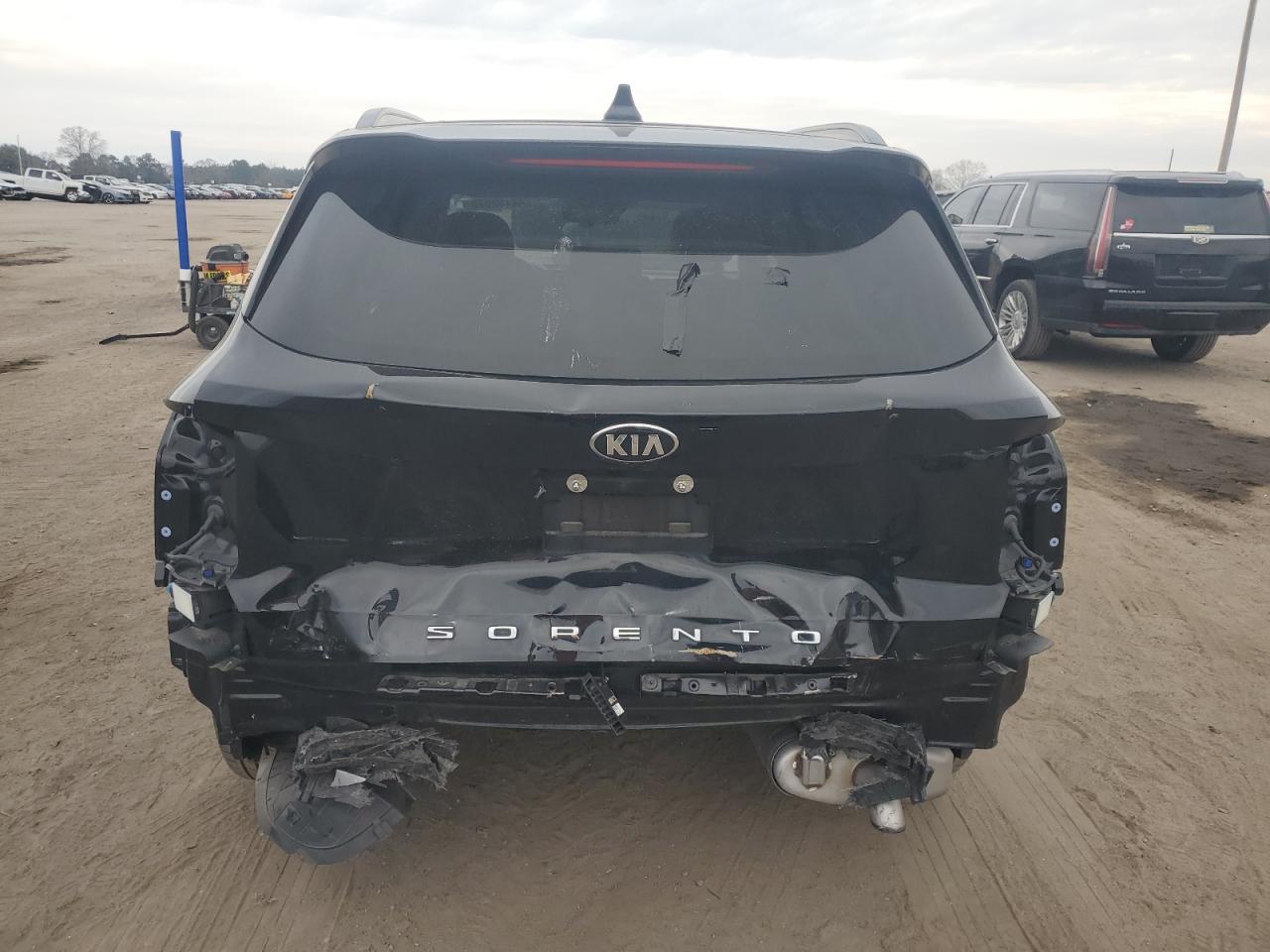 2021 KIA Sorento VIN 5XYRL4LC5MG059427 Copart auction photo, rear end damage thumbnail 6