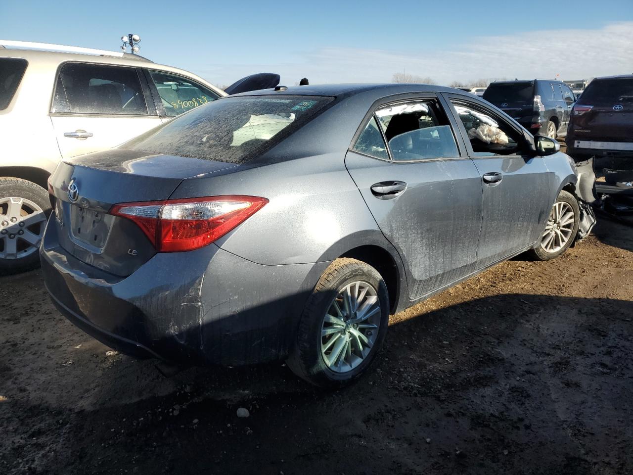 2014 Toyota Corolla VIN 5YFBURHE7EP087474 Copart auction photo, front end / side damage thumbnail 3