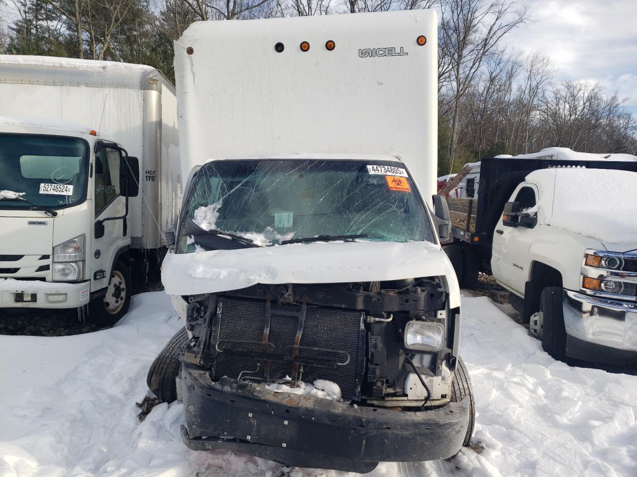 2013 GMC Savana VIN 1GD374CG4D1111042 Copart auction photo, front end / side damage thumbnail 5