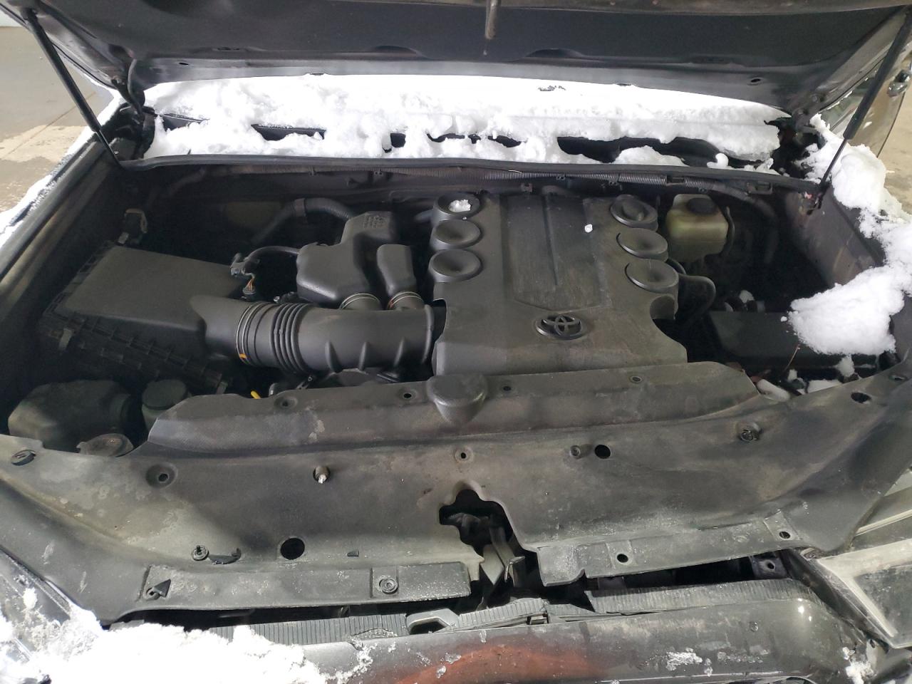 2016 Toyota 4Runner VIN JTEBU5JRXG5399029 Copart auction photo, front end / minor dent/scratches damage thumbnail 12