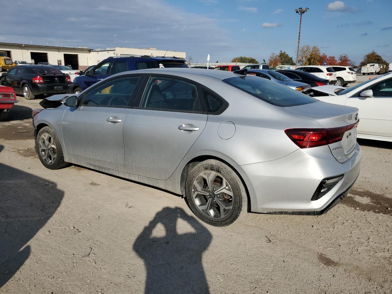 2021 KIA Forte VIN 3KPF24AD4ME338267 Copart auction photo, front end / minor dent/scratches damage thumbnail 2
