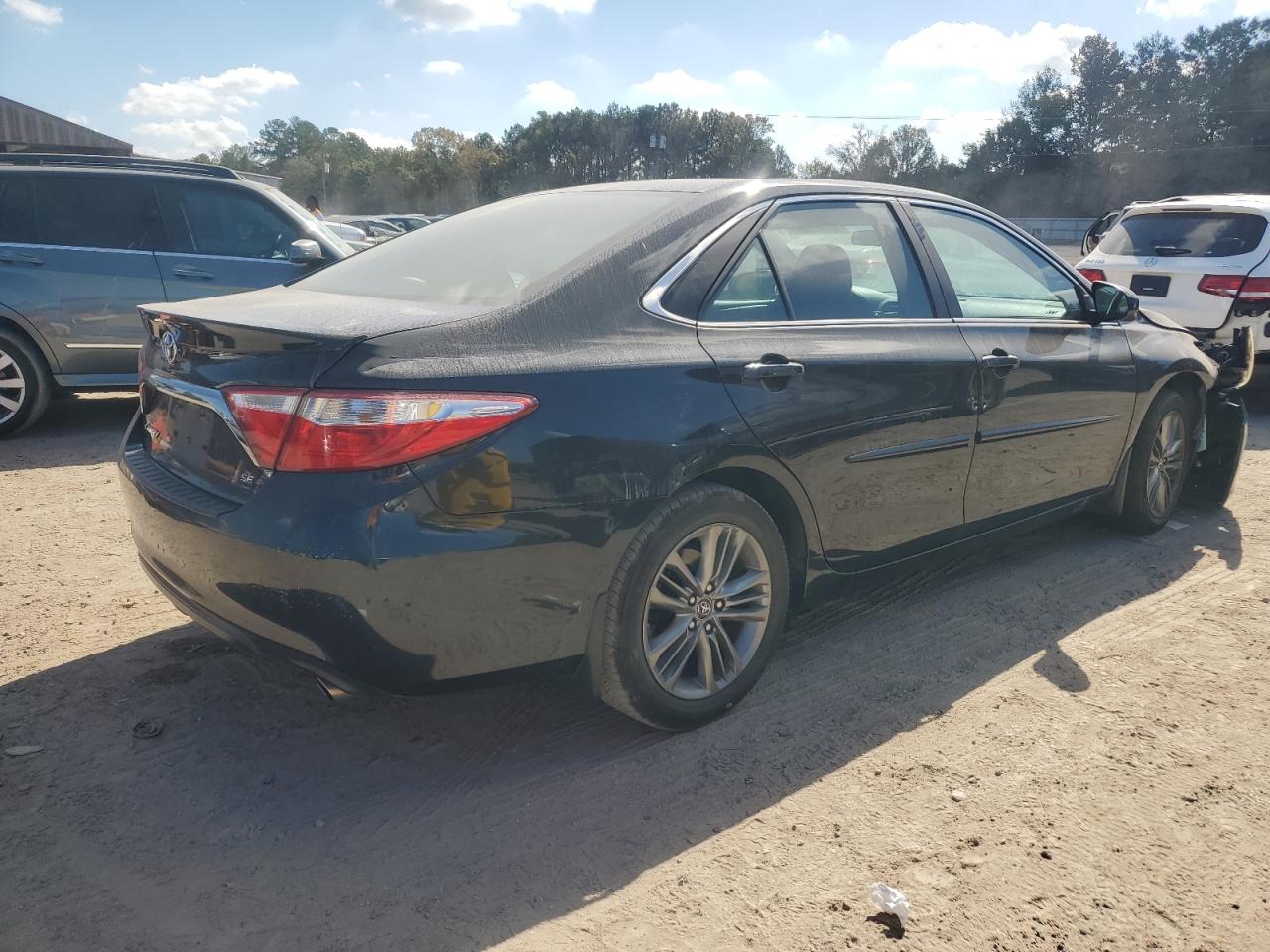 2017 Toyota Camry VIN 4T1BF1FK3HU319172 Copart auction photo, front end damage thumbnail 3