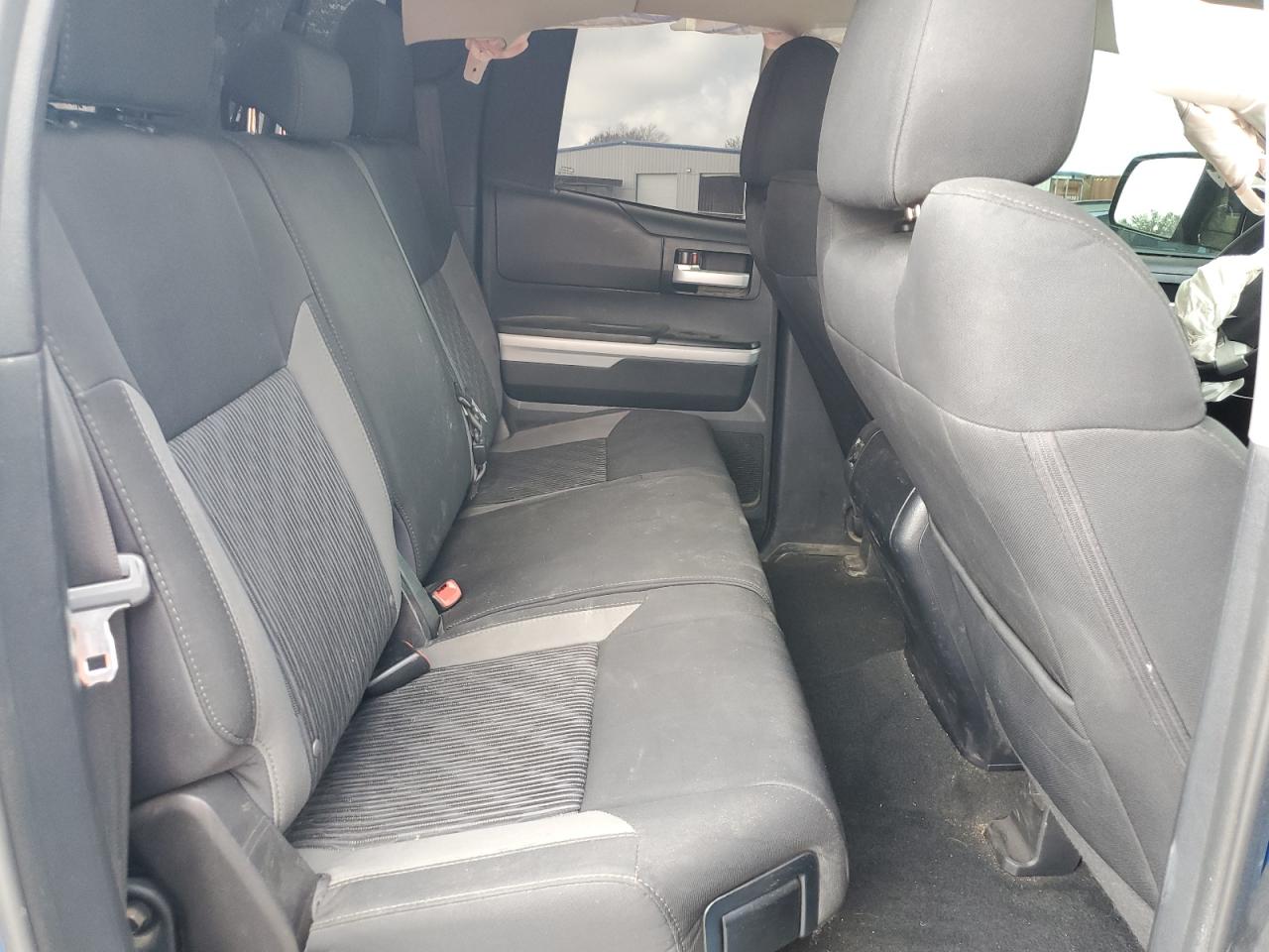 2017 Toyota Tundra VIN 5TFRW5F11HX226845 Copart auction photo, front end / side damage thumbnail 10
