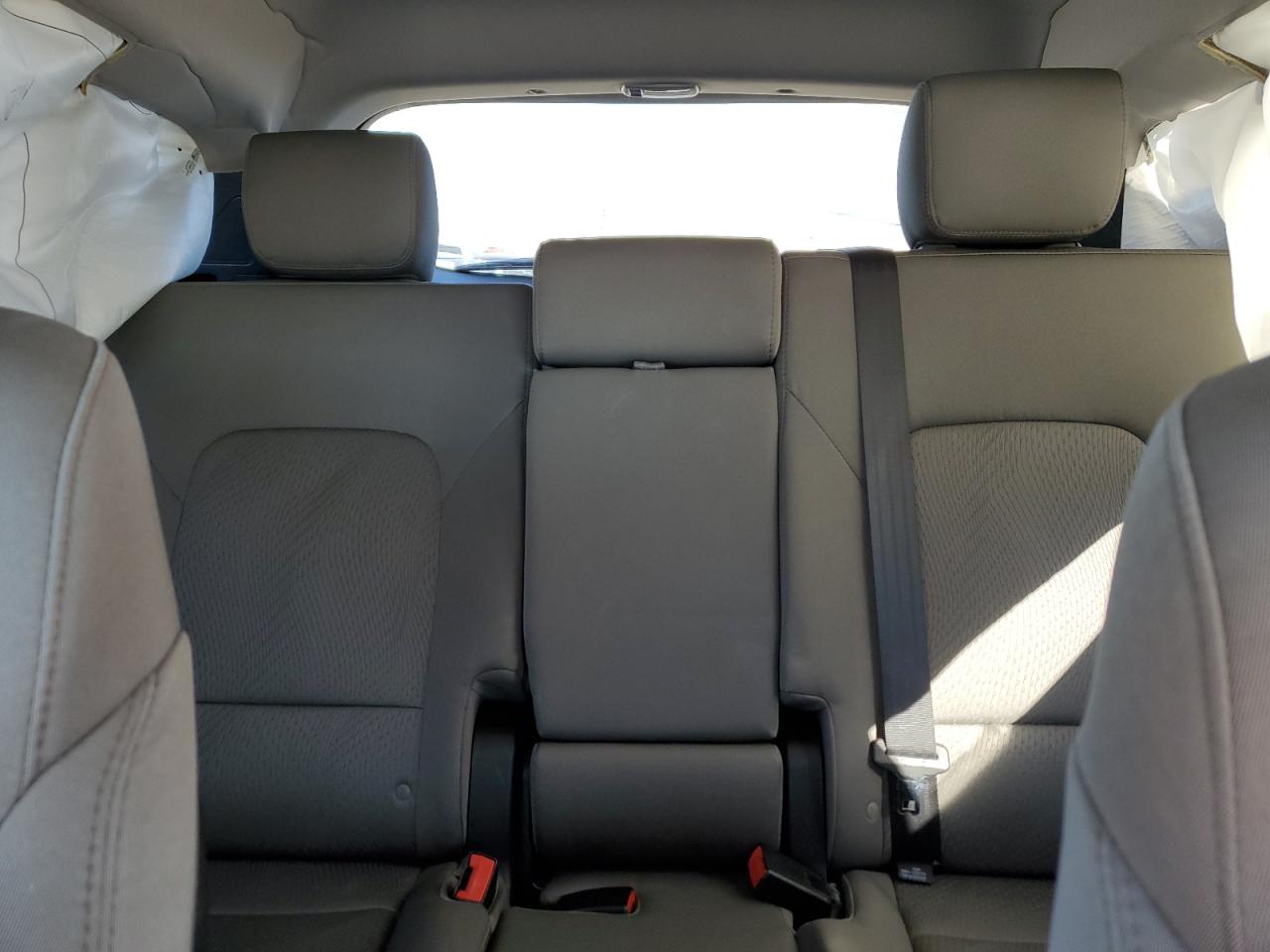 2015 Hyundai Santa Fe VIN 5XYZU3LB4FG284679 Copart auction photo, front end / side damage thumbnail 10