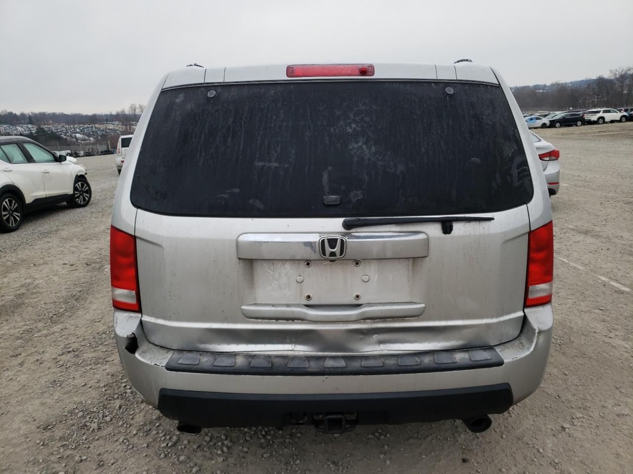 2010 Honda Pilot VIN 5FNYF4H52AB013232 Copart auction photo, all over damage thumbnail 6