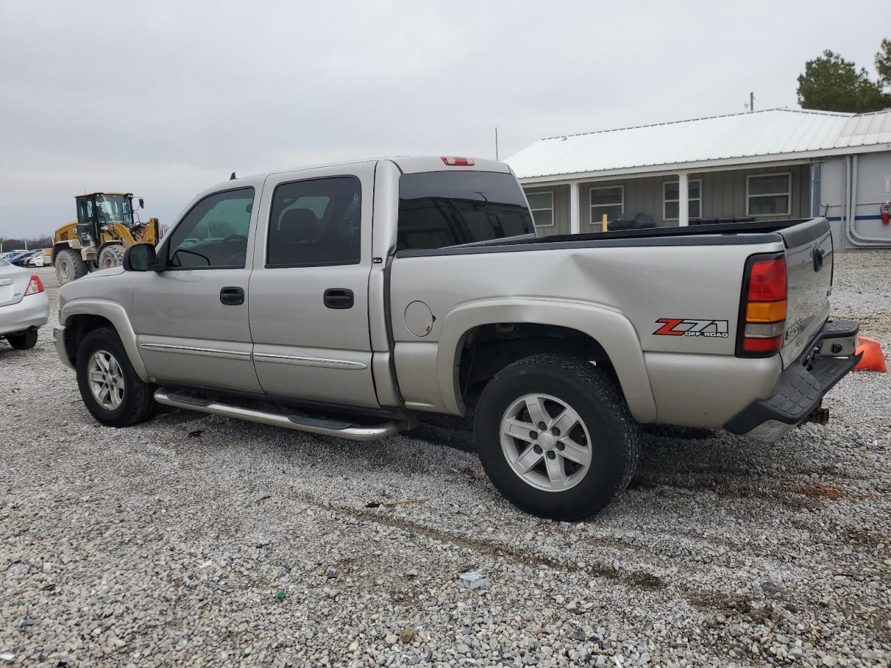 2006 GMC Sierra VIN 2GTEK13T461169155 Copart auction photo, rear end / side damage thumbnail 2