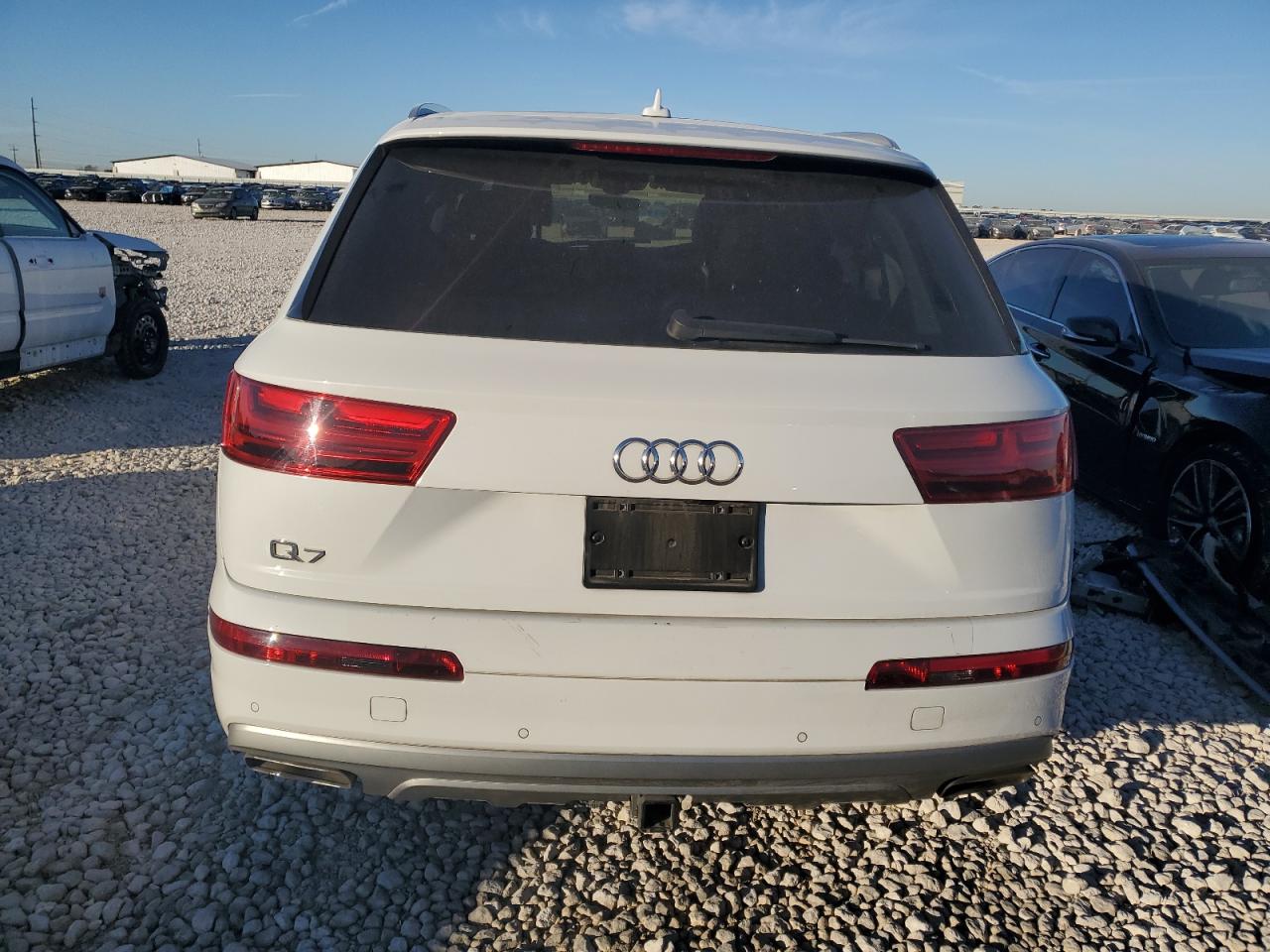 2019 Audi Q7 VIN WA1LHAF72KD025620 Copart auction photo, front end damage thumbnail 6