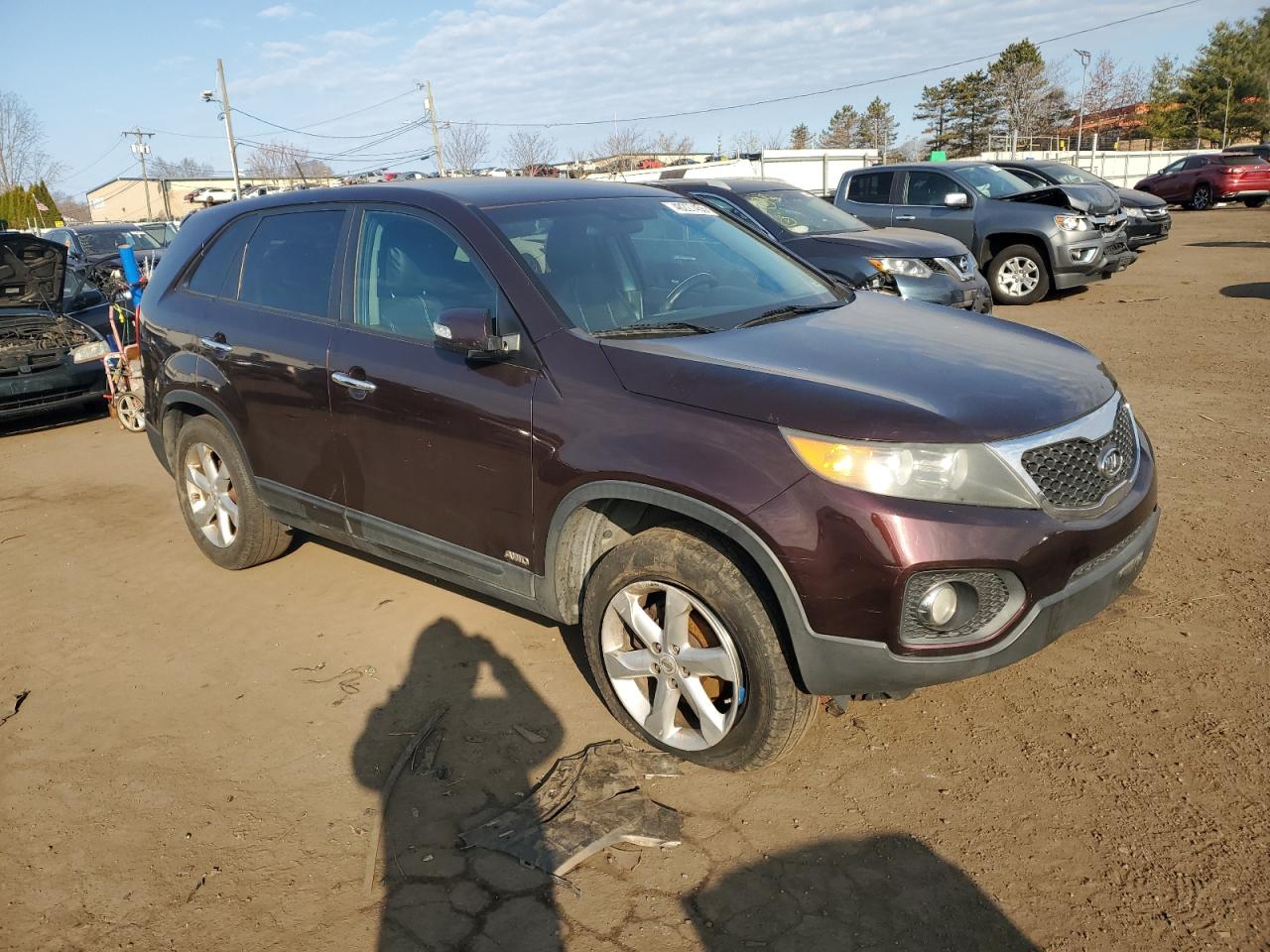 2011 KIA Sorento VIN 5XYKUCA19BG029712 Copart auction photo, side damage thumbnail 4