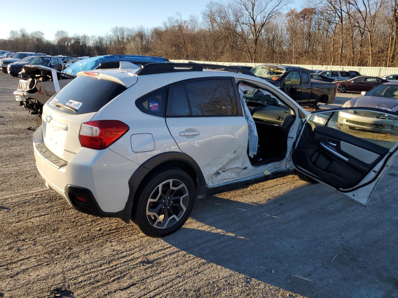 2016 Subaru XV VIN JF2GPAKC1GH338320 Copart auction photo, side damage thumbnail 3