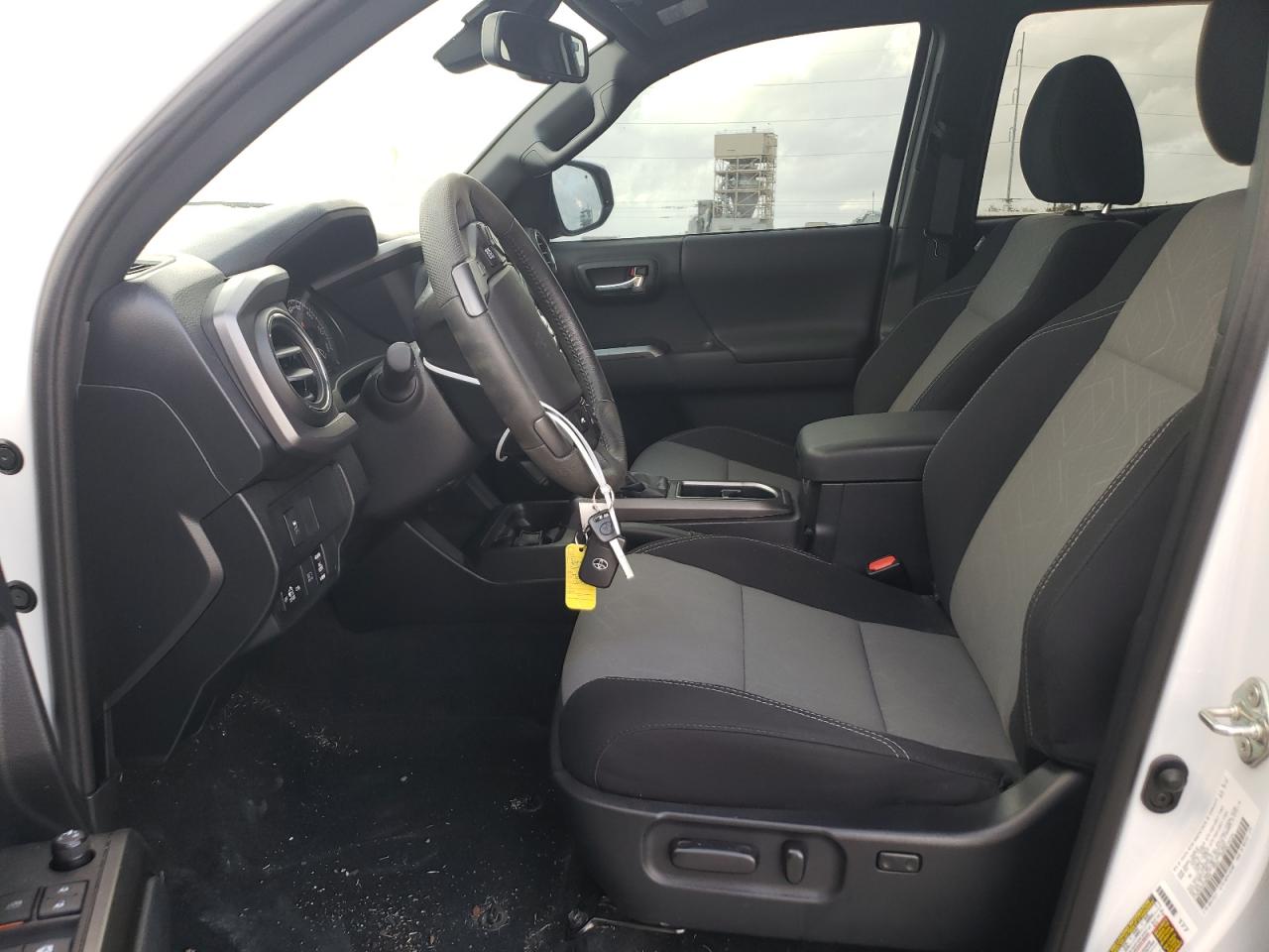 2021 Toyota Tacoma VIN 3TYAZ5CNXMT002554 Copart auction photo, front end damage thumbnail 7