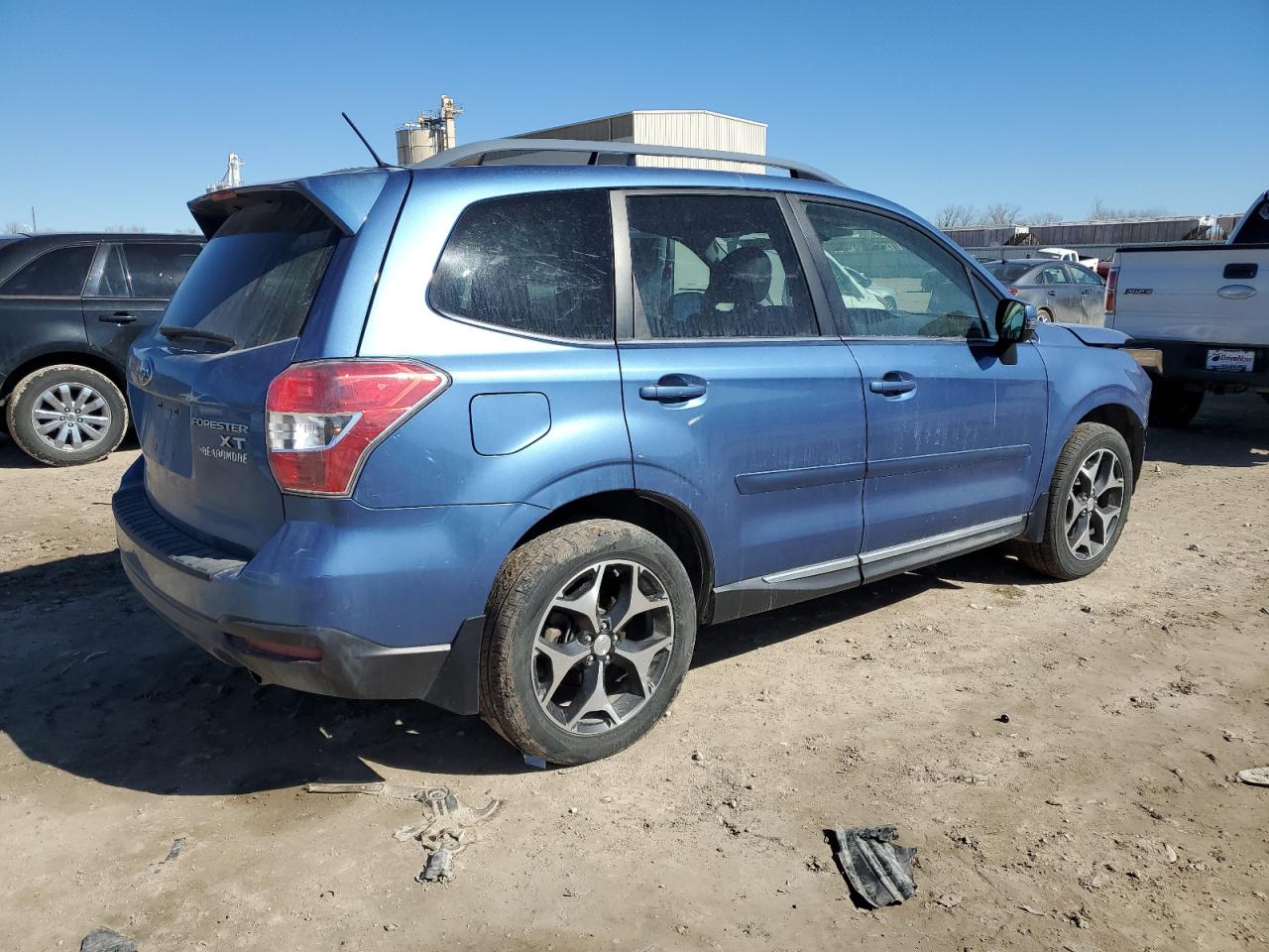 2015 Subaru Forester VIN JF2SJGUC7FH553632 Copart auction photo, front end damage thumbnail 3