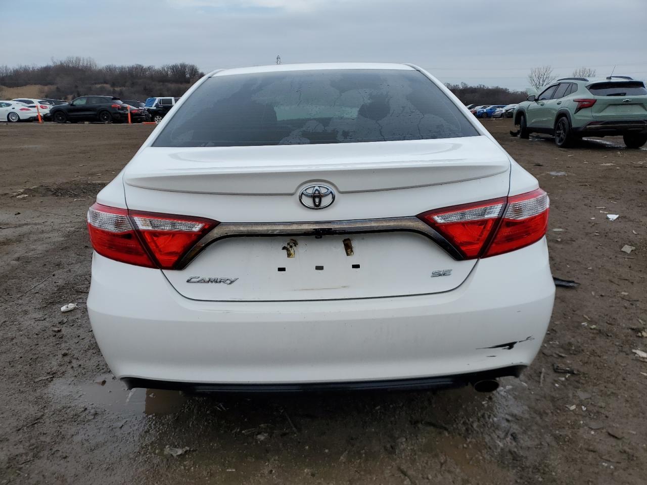 2016 Toyota Camry VIN 4T1BF1FK5GU568989 Copart auction photo, front end / side damage thumbnail 6