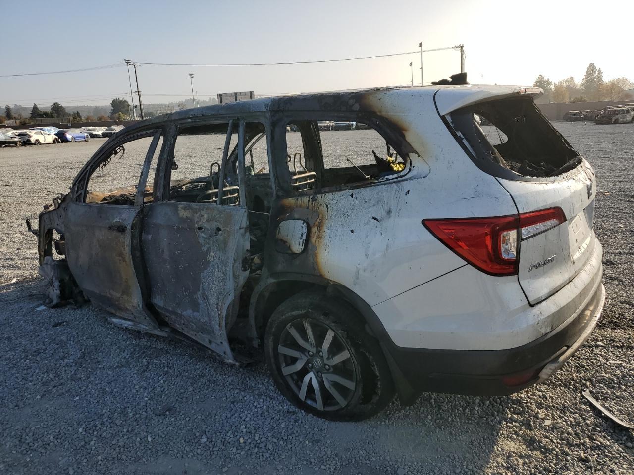 2021 Honda Pilot VIN 5FNYF5H31MB037160 Copart auction photo, burn damage thumbnail 2