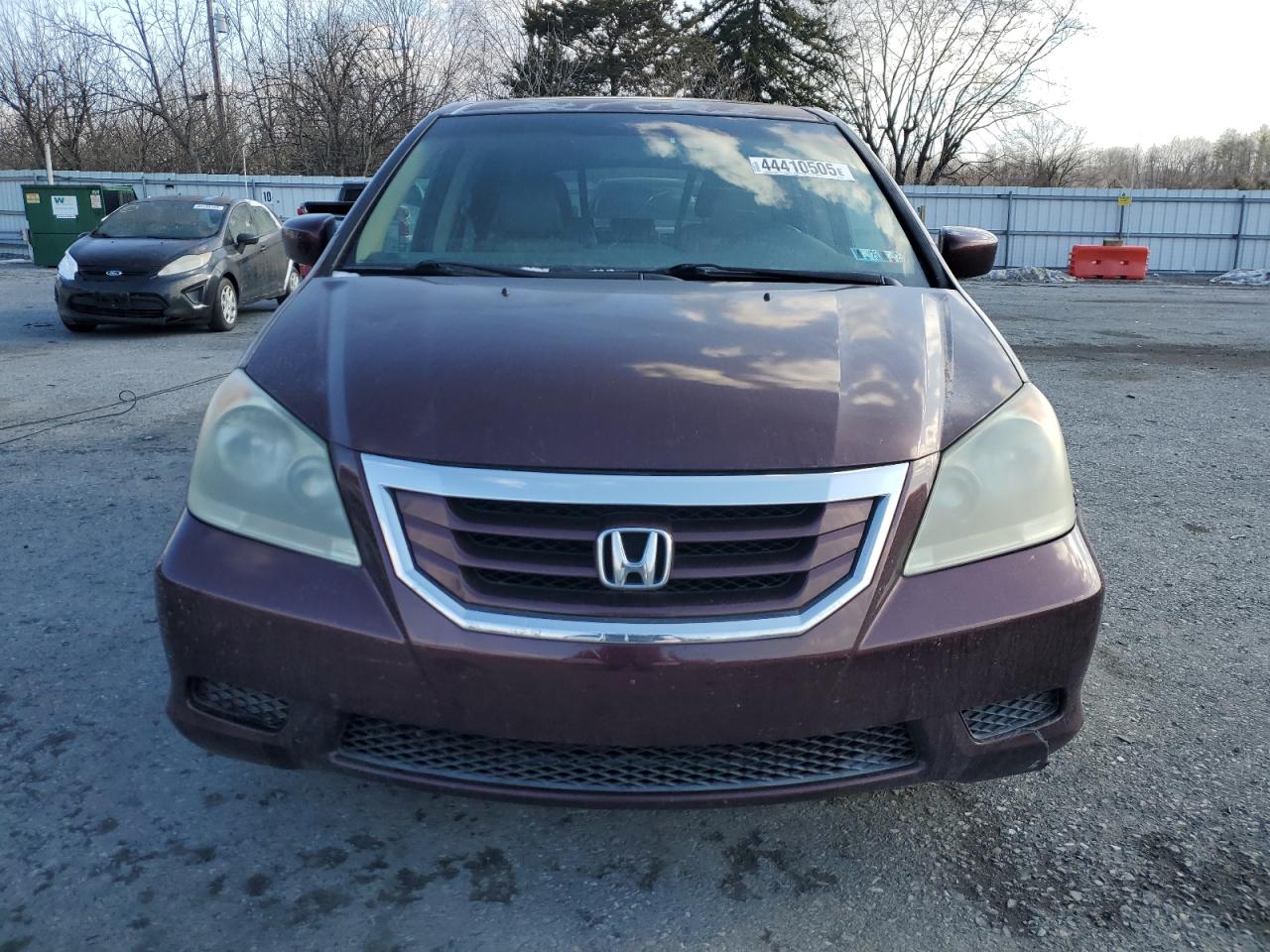 2009 Honda Odyssey VIN 5FNRL38729B008231 Copart auction photo, minor dent/scratches damage thumbnail 5