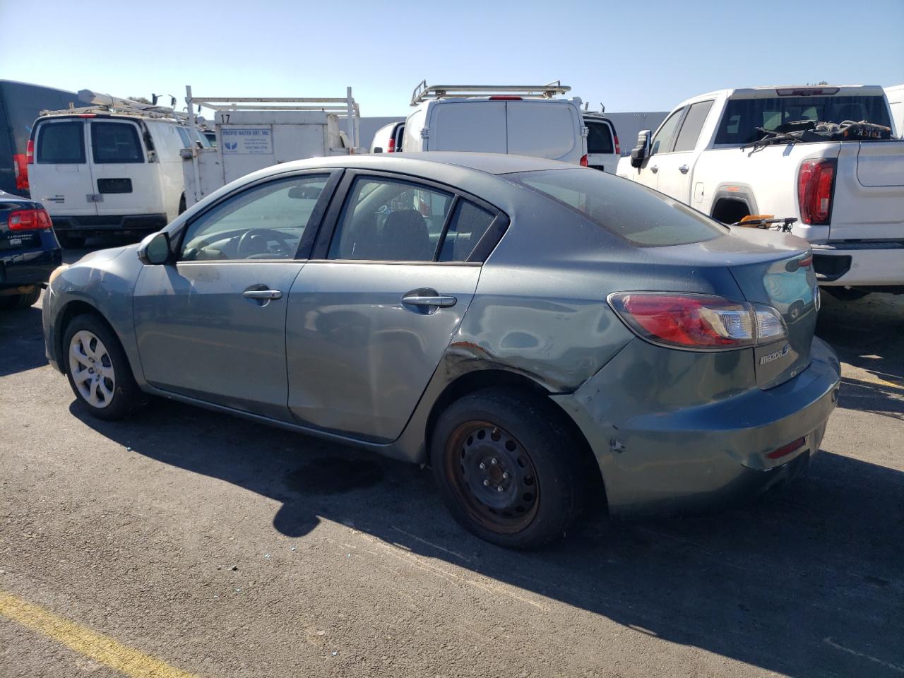 2013 Mazda 3 VIN JM1BL1TG6D1731059 Copart auction photo, rear end damage thumbnail 2