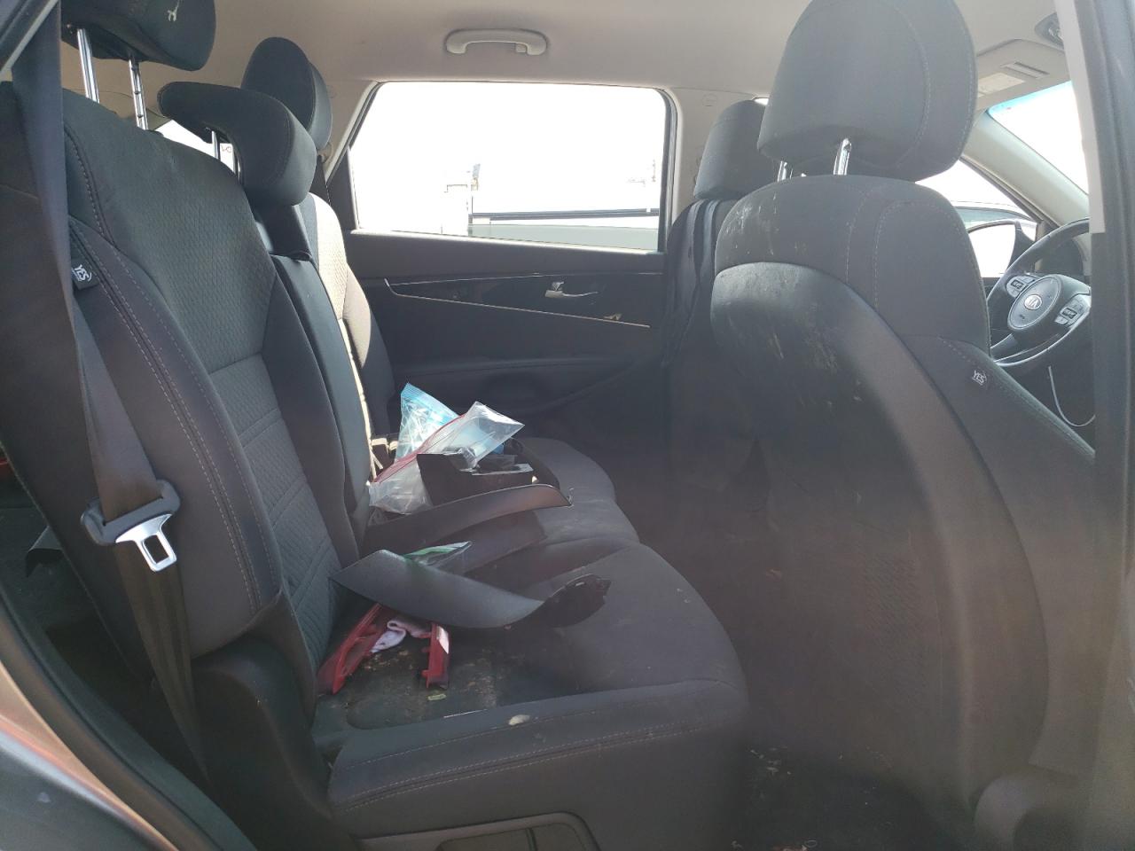 2017 KIA Sorento VIN 5XYPG4A3XHG239992 Copart auction photo, rear end damage thumbnail 11