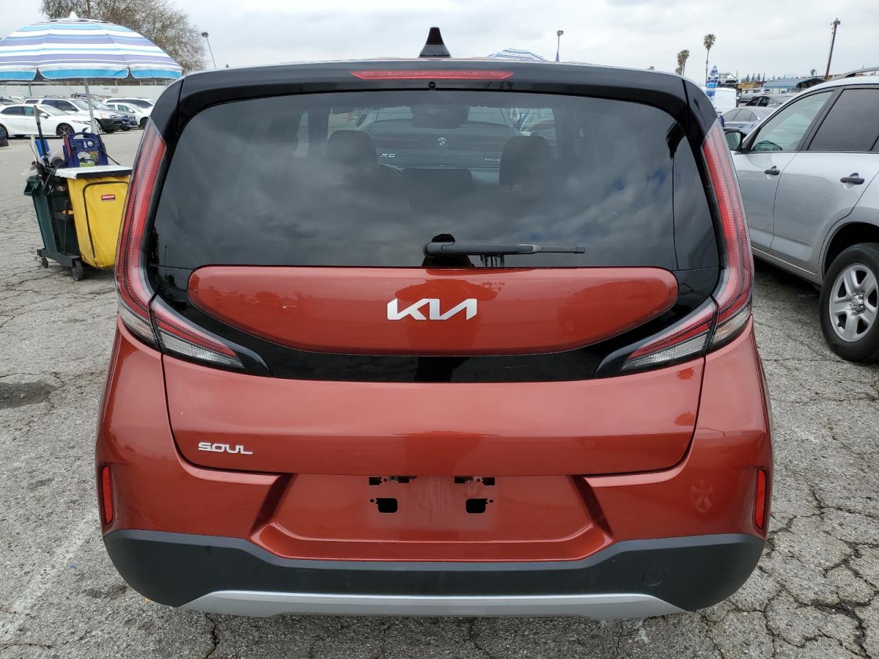 2023 KIA Soul VIN KNDJ23AU5P7877599 Copart auction photo, front end / minor dent/scratches damage thumbnail 6