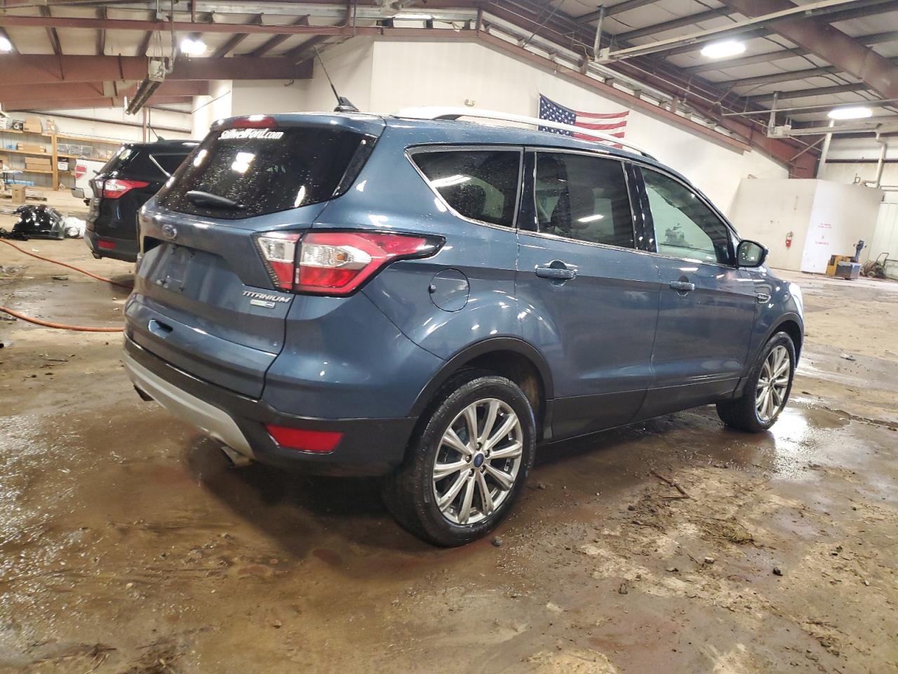 2018 Ford Escape VIN 1FMCU9J92JUB54010 Copart auction photo, side / front end damage thumbnail 3