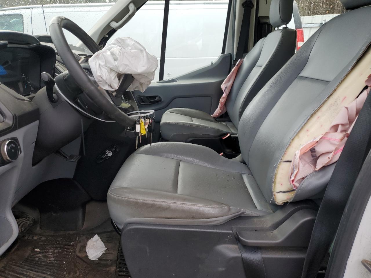 2017 Ford Transit VIN 1FTYR2CM7HKA18062 Copart auction photo, front end / undercarriage damage thumbnail 7