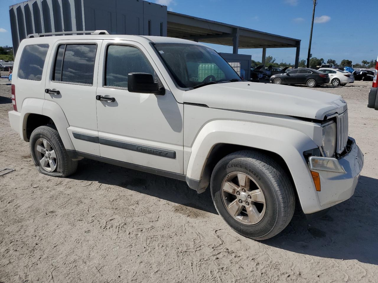 2009 Jeep Liberty (North America) VIN 1J8GN28K89W543553 Copart auction photo, front end / minor dent/scratches damage thumbnail 4