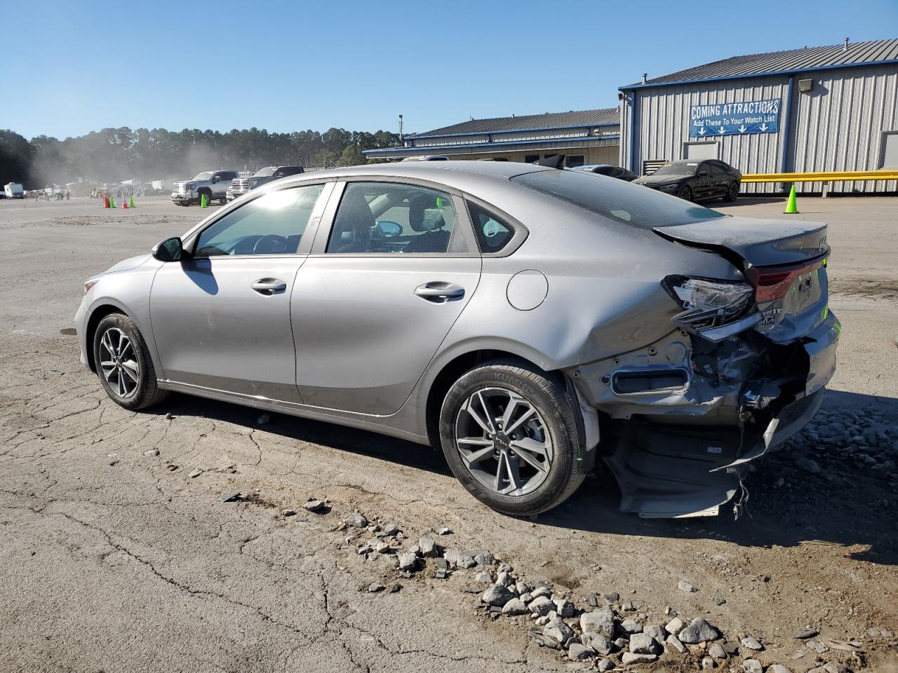 2024 KIA Forte VIN 3KPF24AD2RE764658 Copart auction photo, rear end / minor dent/scratches damage thumbnail 2
