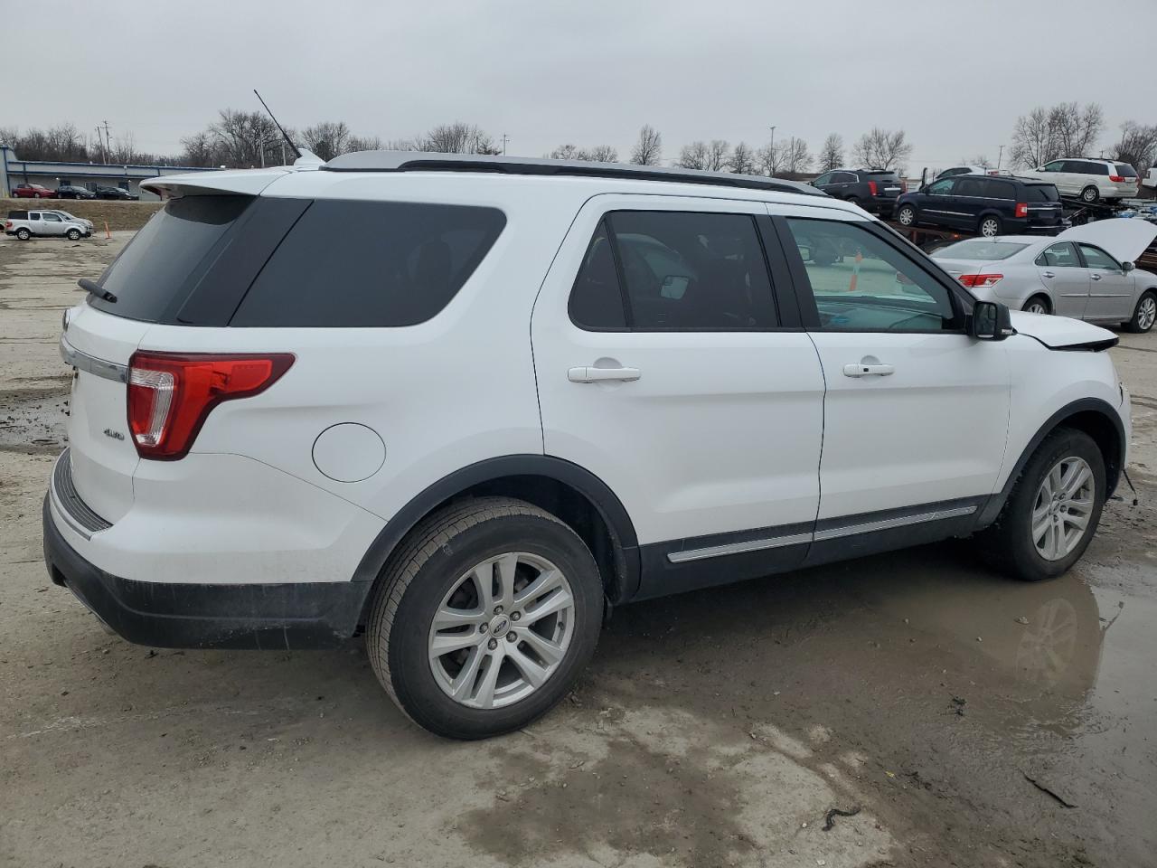2018 Ford Explorer VIN 1FM5K8D87JGB46074 Copart auction photo, front end damage thumbnail 3