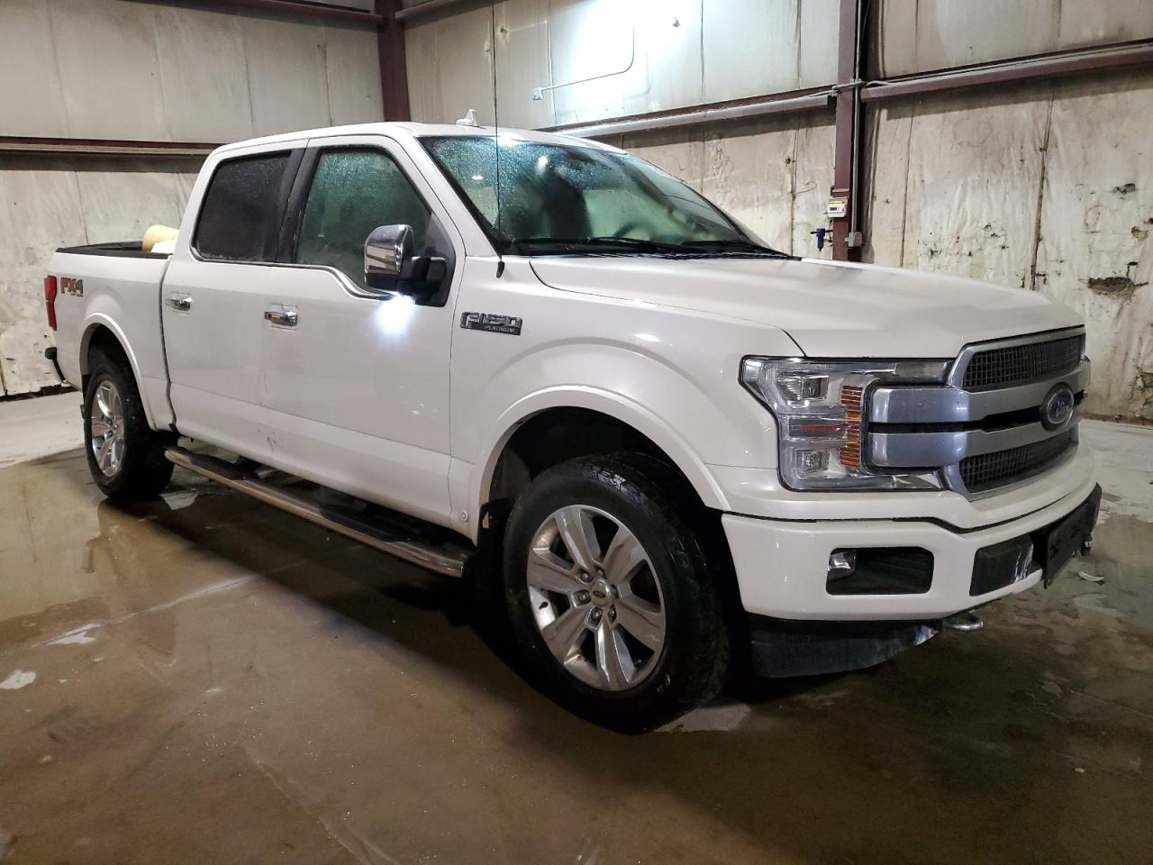 2018 Ford F-150 VIN 1FTEW1EG1JFA89897 Copart auction photo, rear end / minor dent/scratches damage thumbnail 4