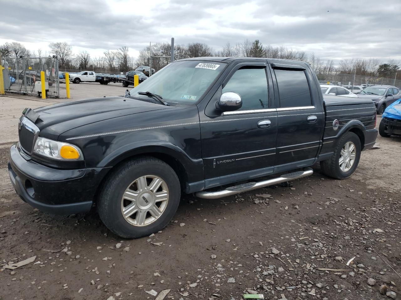 2002 Lincoln Blackwood VIN 5LTEW05A32KJ01768 - Copart auction photo