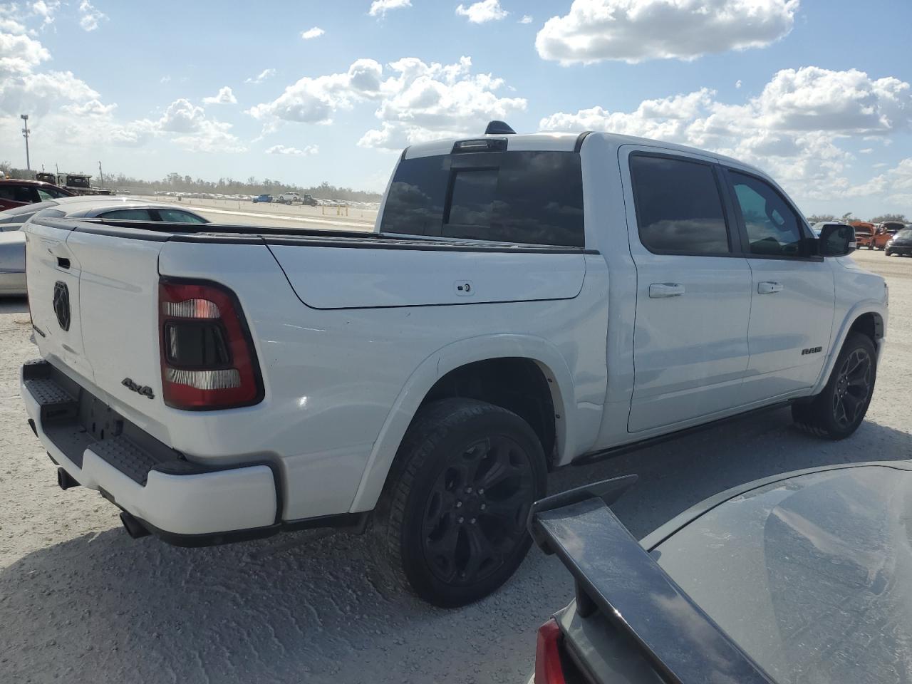 2021 RAM 1500 VIN 1C6SRFHT8MN614519 Copart auction photo, minor dent/scratches / normal wear damage thumbnail 3