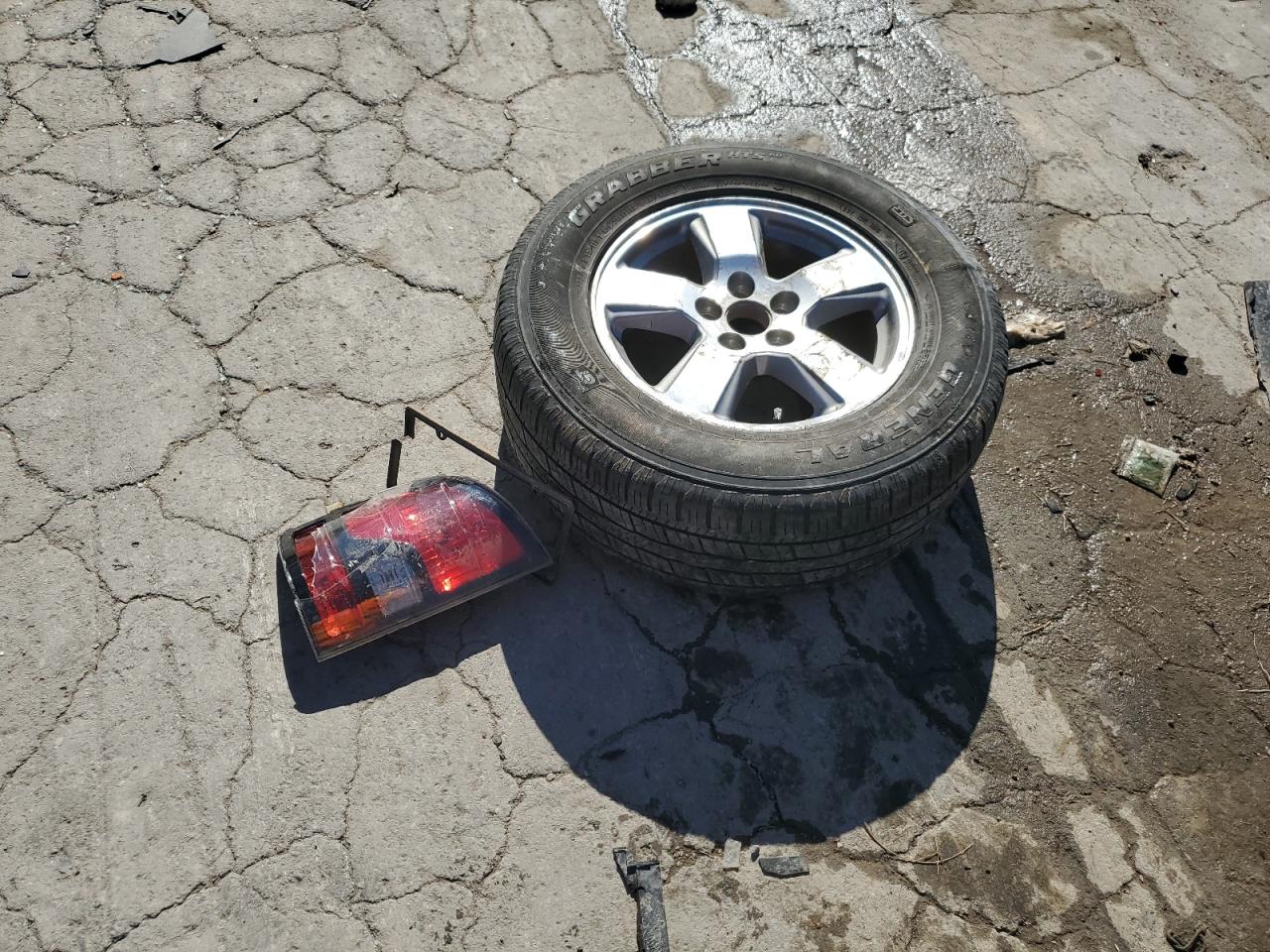 2013 Honda Ridgeline VIN 5FPYK1F78DB010653 Copart auction photo, rollover damage thumbnail 12
