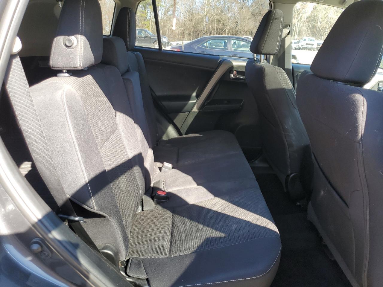 2018 Toyota RAV 4 VIN 2T3WFREV7JW511025 Copart auction photo, side / front end damage thumbnail 11