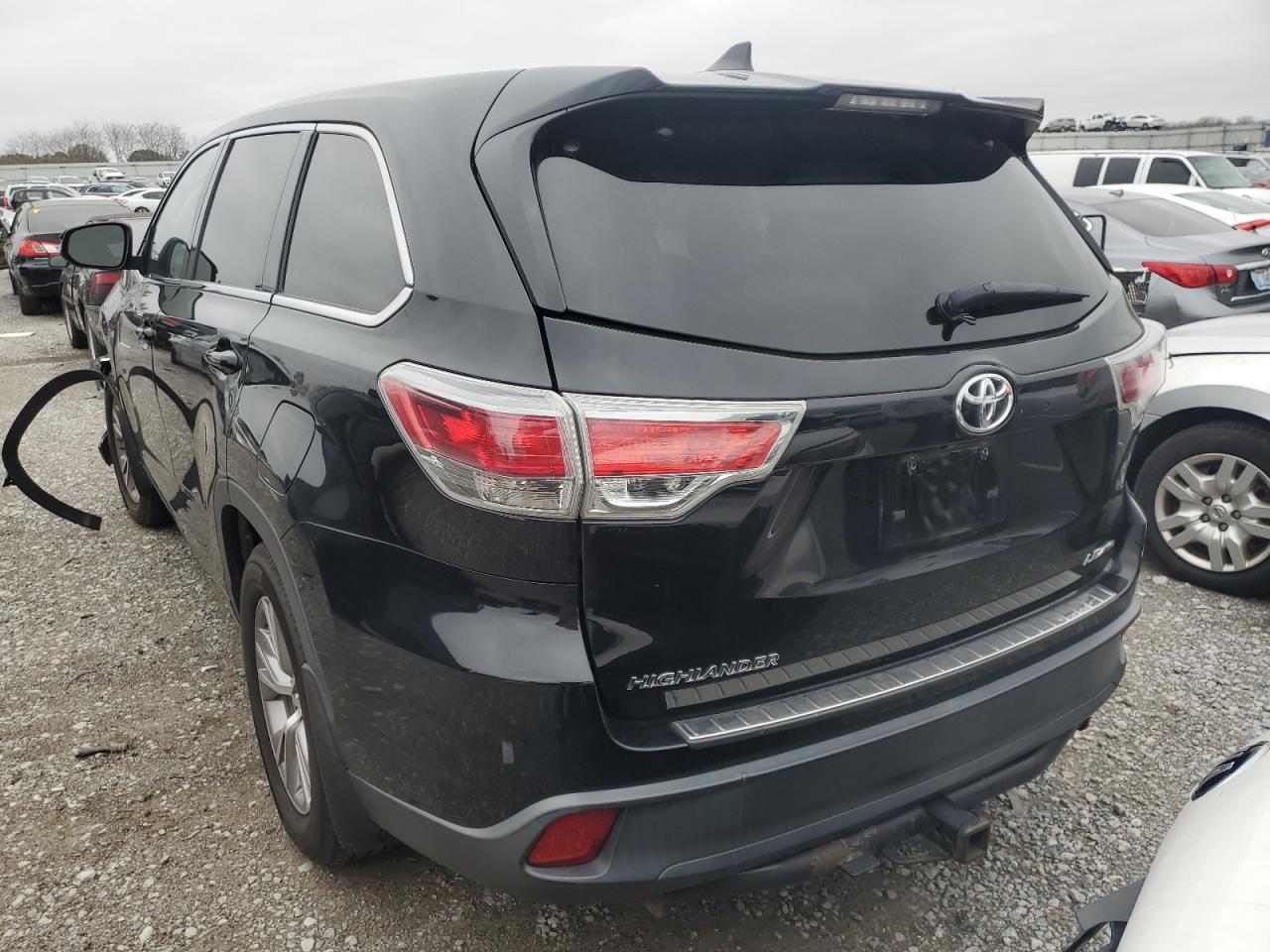 2015 Toyota Highlander VIN 5TDBKRFHXFS200412 Copart auction photo, front end damage thumbnail 6