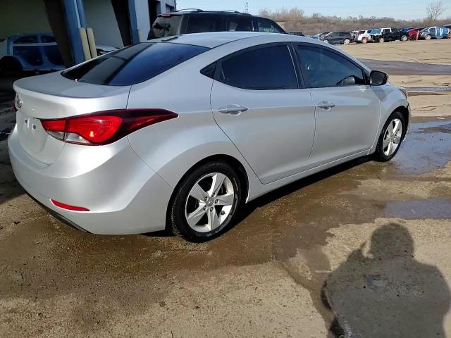2016 Hyundai Elantra VIN 5NPDH4AE4GH719230 Copart auction photo, vandalism / minor dent/scratches damage thumbnail 13