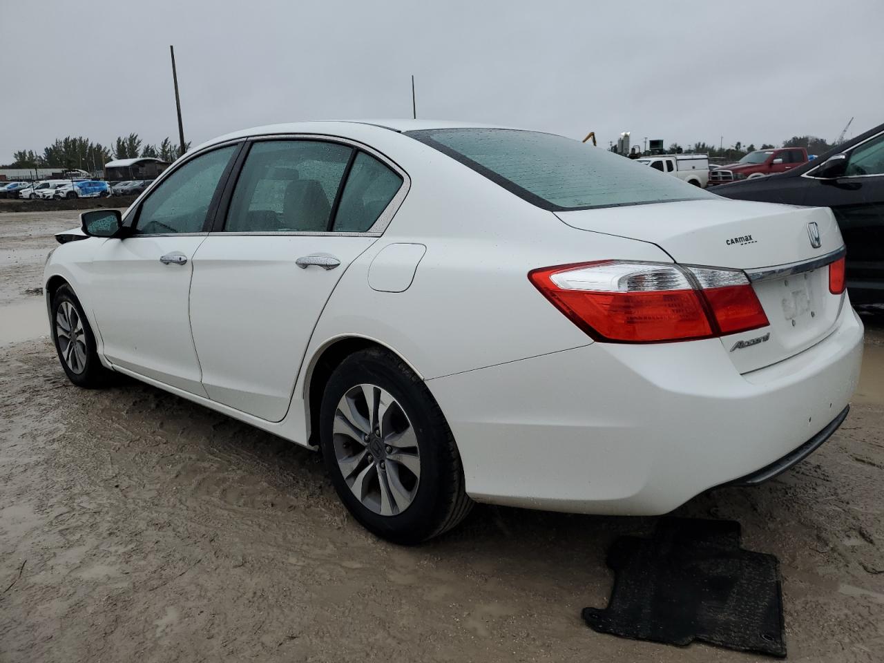 2014 Honda Accord VIN 1HGCR2F30EA249546 Copart auction photo, front end / minor dent/scratches damage thumbnail 2