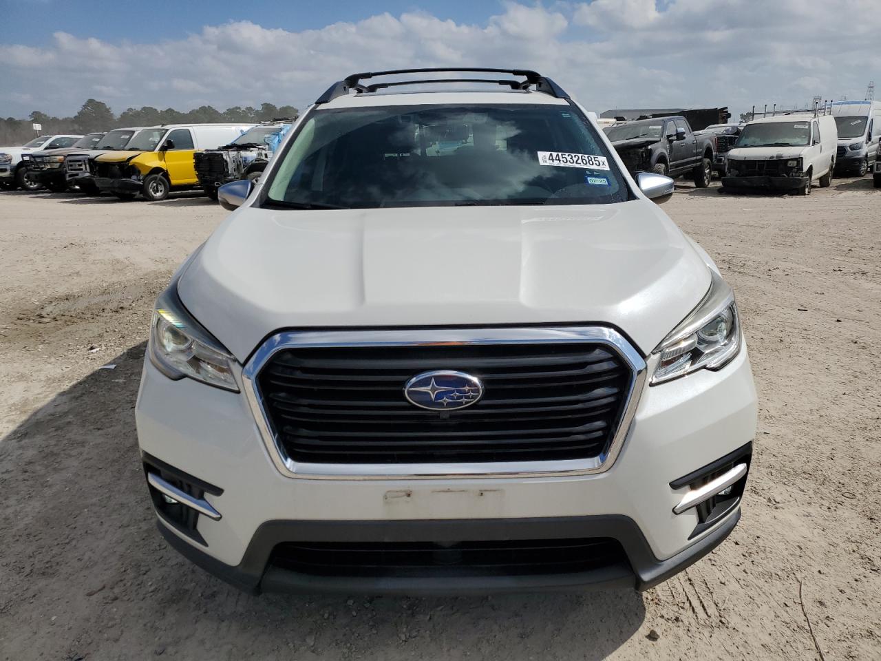 2019 Subaru Ascent VIN 4S4WMARD4K3442058 Copart auction photo, minor dent/scratches damage thumbnail 5