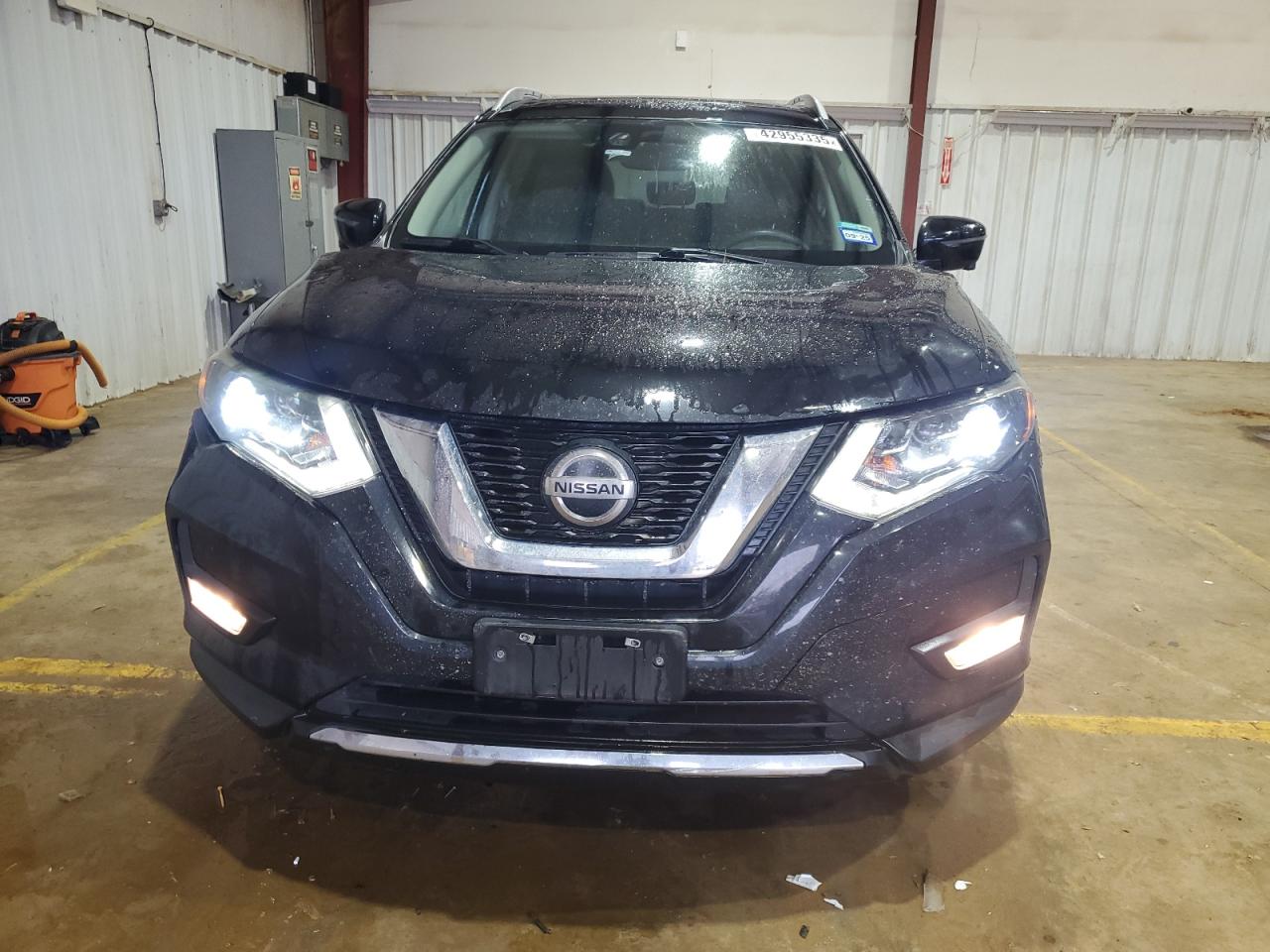 2018 Nissan Rogue VIN JN8AT2MT8JW450154 Copart auction photo, side / minor dent/scratches damage thumbnail 5