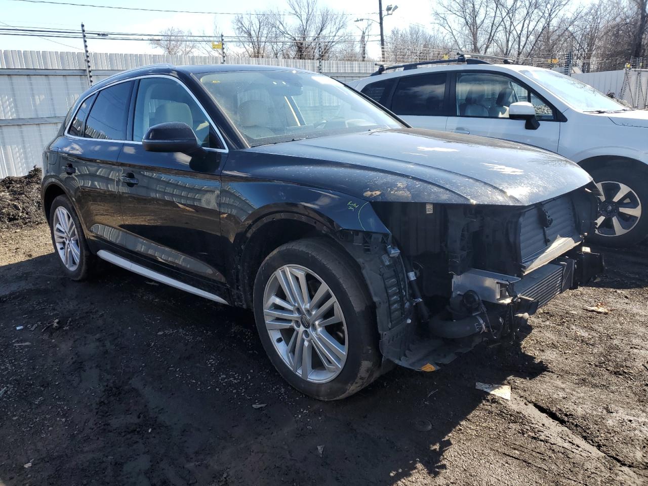 2019 Audi Q5 VIN WA1BNAFY1K2041512 Copart auction photo, front end damage thumbnail 4