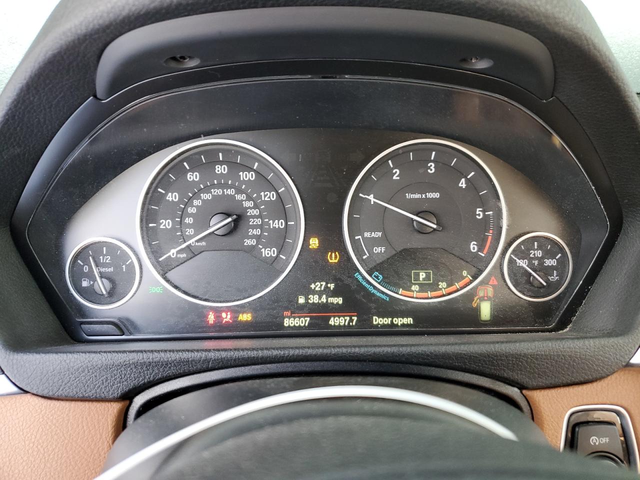 2015 BMW 3er VIN WBA3K5C58FK300519 Copart auction photo, front end damage thumbnail 9