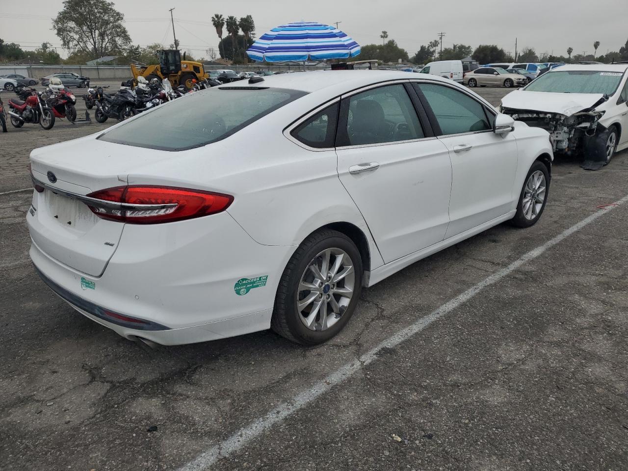 2017 Ford Fusion VIN 3FA6P0PU2HR264630 Copart auction photo, front end damage thumbnail 3