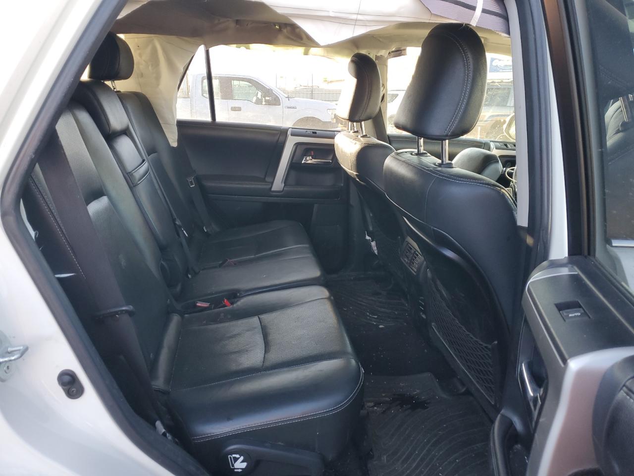 2016 Toyota 4Runner VIN JTEBU5JR6G5279275 Copart auction photo, front end / side damage thumbnail 11