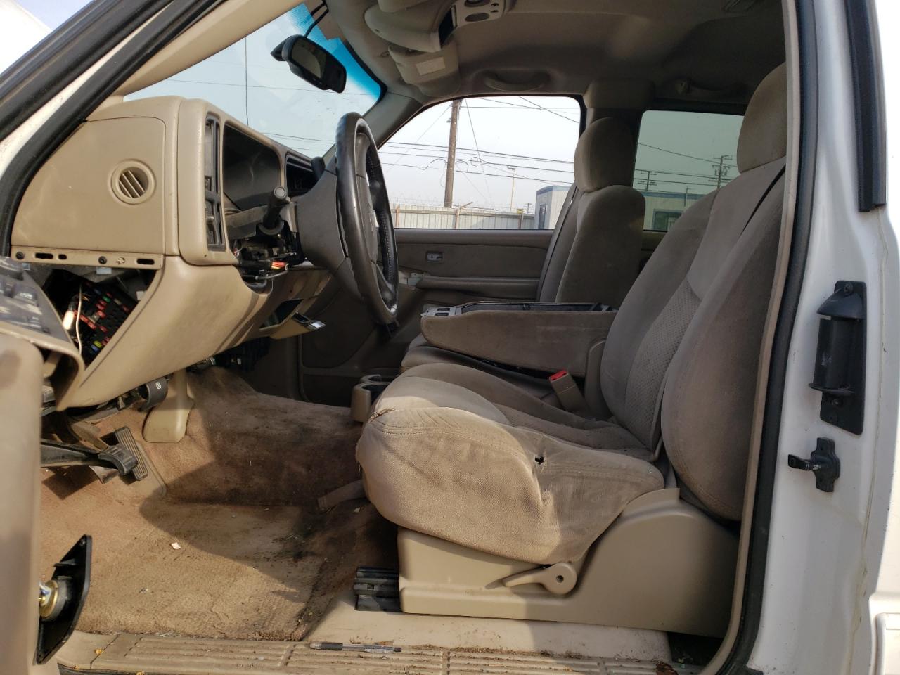 2003 Chevrolet Silverado VIN 1GCHC29U73E133874 Copart auction photo, stripped damage thumbnail 7
