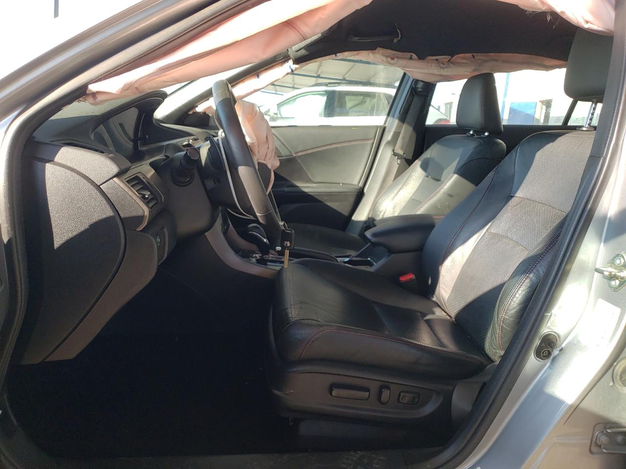 2017 Honda Accord VIN 1HGCR2F19HA164823 Copart auction photo, front end damage thumbnail 7