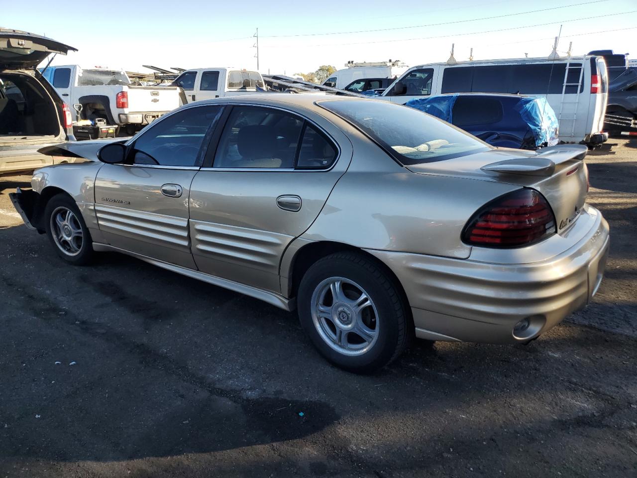 2002 Pontiac Grand AM VIN 1G2NF52F42C208469 Copart auction photo, front end / hail damage thumbnail 2