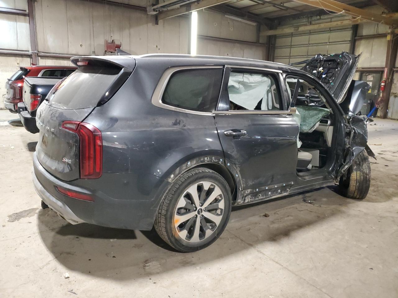 2021 KIA Telluride VIN 5XYP64HCXMG108256 Copart auction photo, all over / undercarriage damage thumbnail 3
